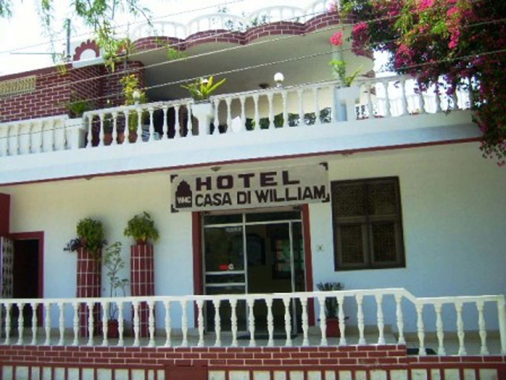 Hotel Casa Di William Khajuraho Exterior photo